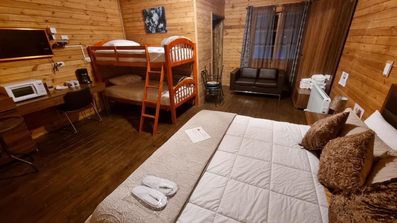 Hotel Cabanas Y Mirador Secret Garden Cr Cartago Ngoại thất bức ảnh