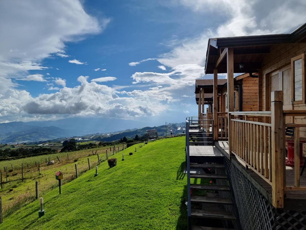 Hotel Cabanas Y Mirador Secret Garden Cr Cartago Ngoại thất bức ảnh