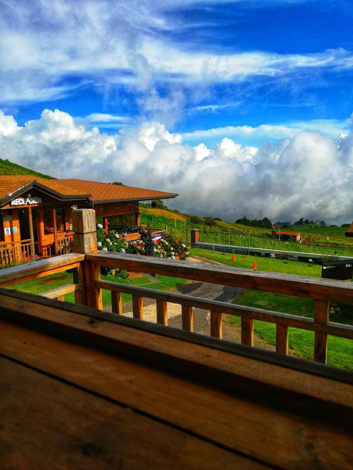 Hotel Cabanas Y Mirador Secret Garden Cr Cartago Ngoại thất bức ảnh
